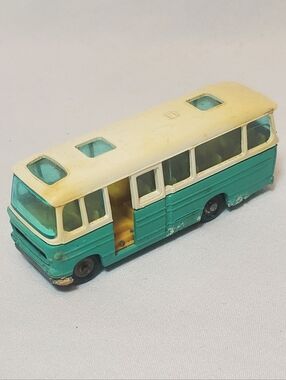 Husky Vintage 1960's Duple Vista 25 Coach Kids Toy Bus in Cream/Teal Windows